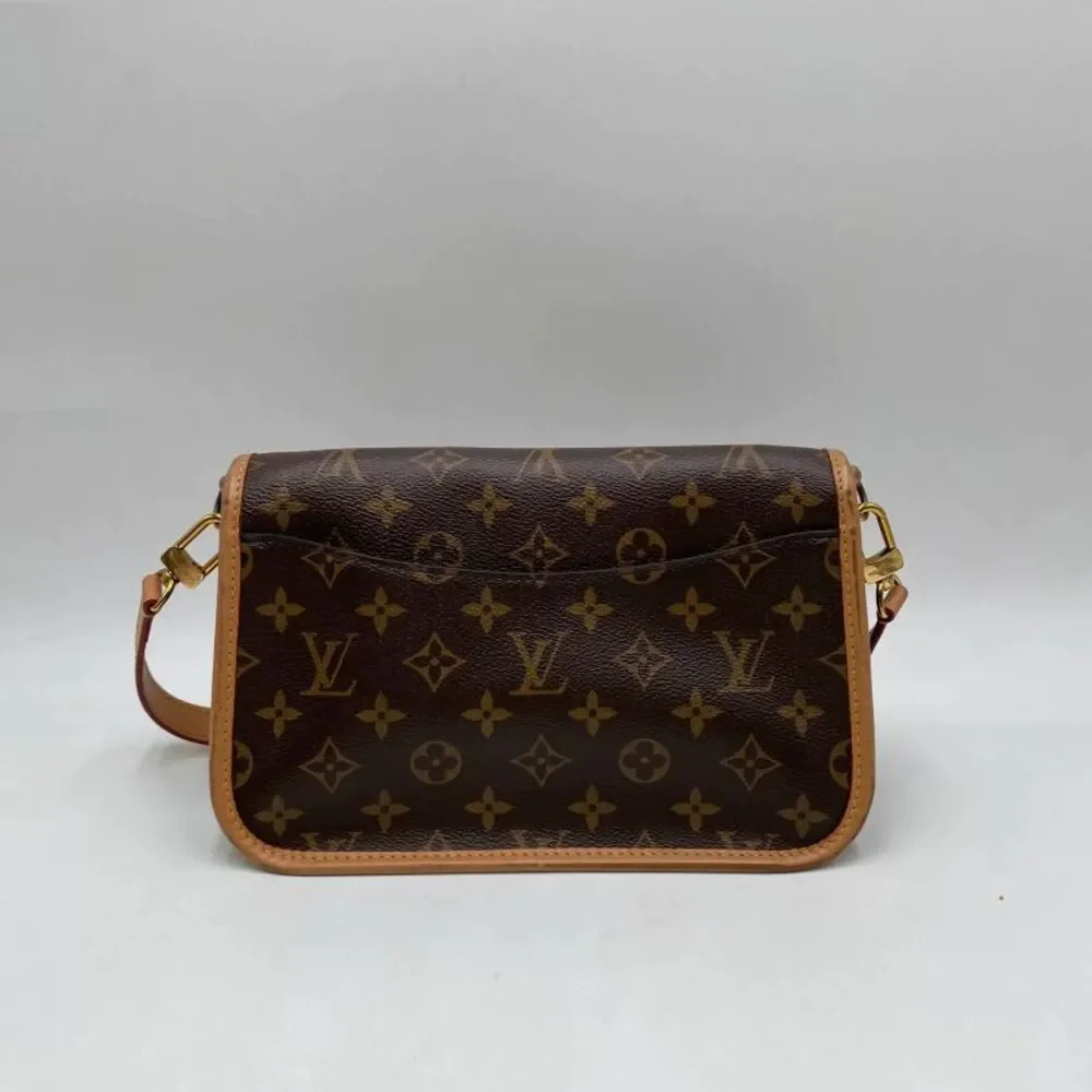 Louis Vuitton Women Pre-Loved Bag Very Good Condition